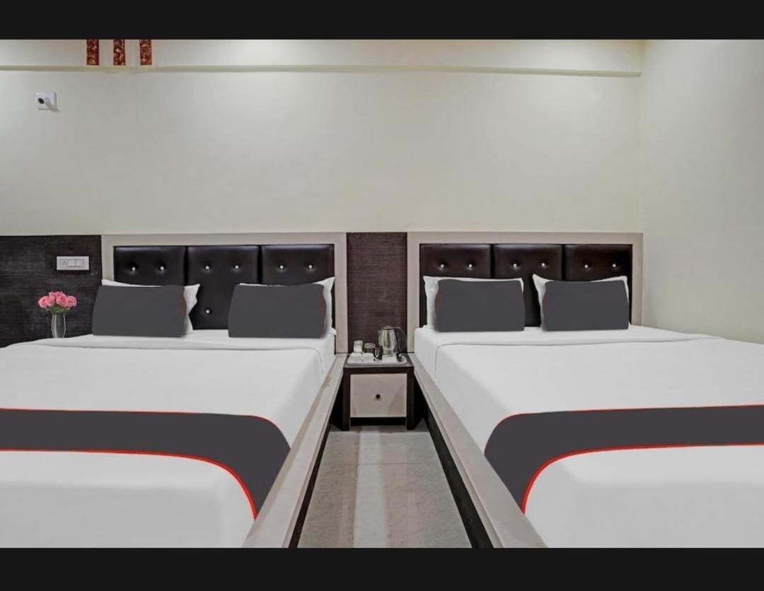 Hotel Ggc Inn Ahmadábád Kültér fotó